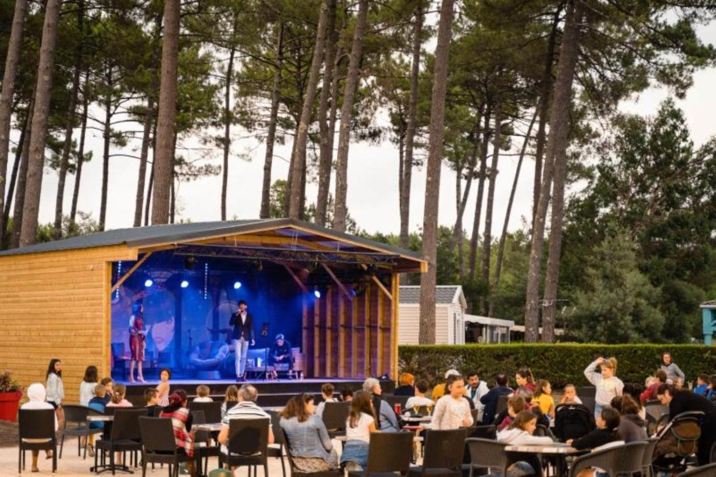 Sbvacances Tout Confort 2Ch Et 1Sdb, Environnement Calme Et Verdoyant Dans Camping 4 Etoiles 波讷地区圣朱利安 外观 照片